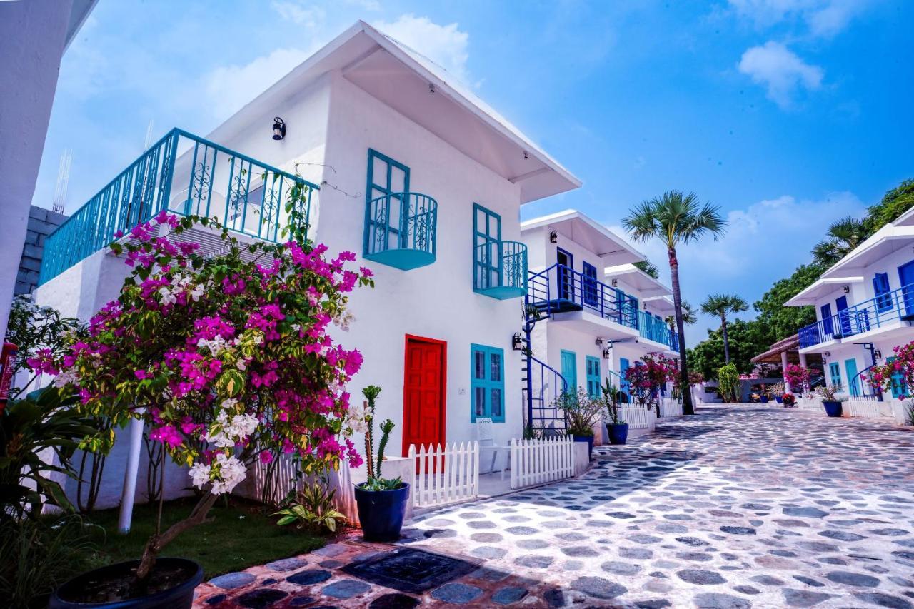 Greek Bay Otel Auroville Dış mekan fotoğraf