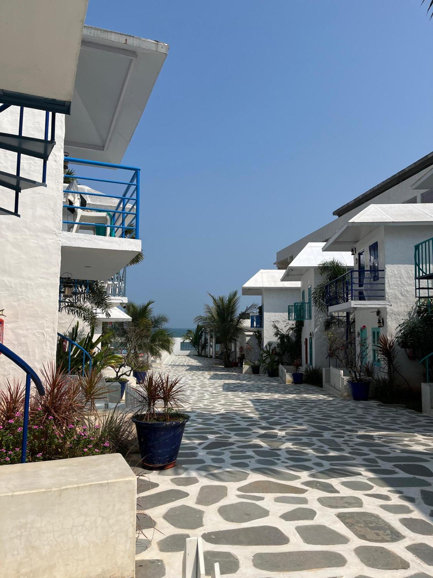 Greek Bay Otel Auroville Dış mekan fotoğraf
