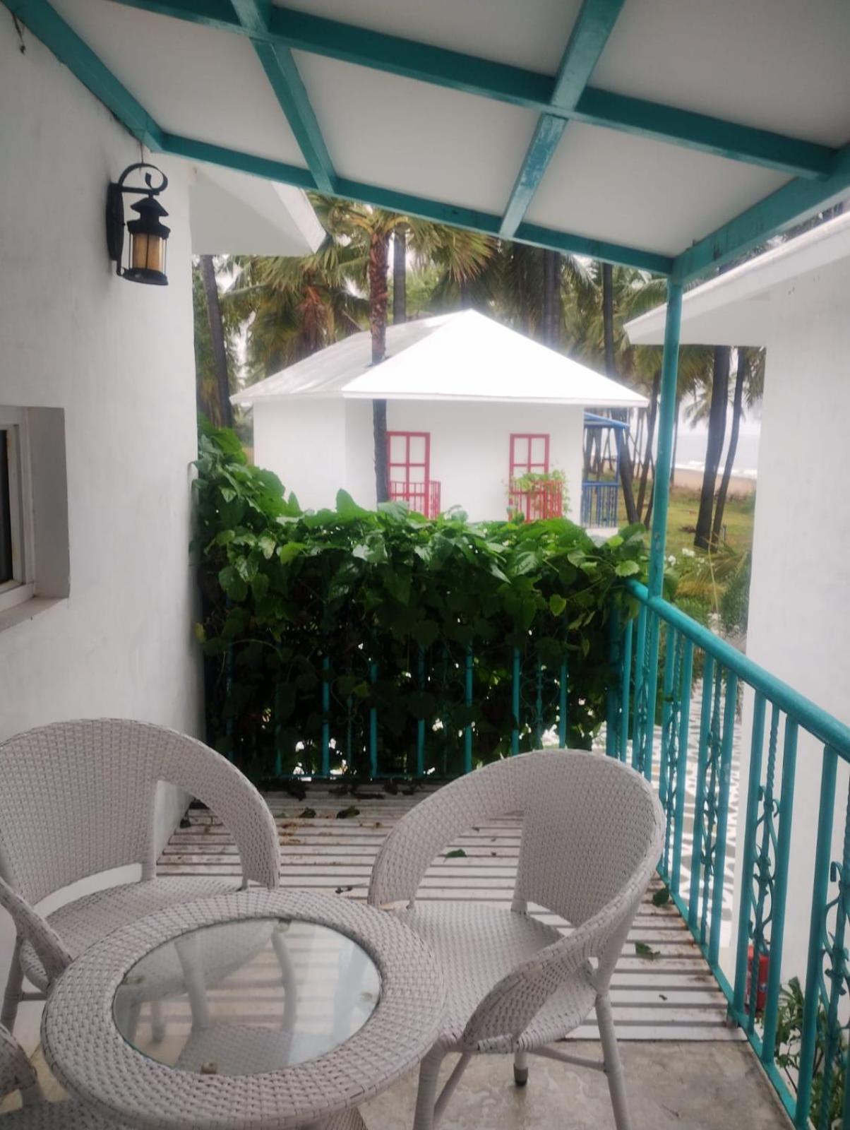 Greek Bay Otel Auroville Dış mekan fotoğraf